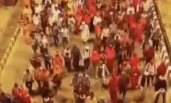 14 कोसी परिक्रमा के लिए उमडा जनसैलाब- अभी तक 10 लाख श्रद्धालु.. 14 कोसी परिक्रमा के लिए उमडा जनसैलाब- अभी तक 10 लाख श्रद्धालु..