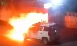 चेकिंग पर निकले SP देहात की गाड़ी में लगी आग- देखते ही देखते बनी आग...