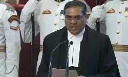 न्यायमूर्ति संजीव खन्ना बने उच्चतम न्यायालय के 51वें मुख्य न्यायाधीश न्यायमूर्ति संजीव खन्ना बने उच्चतम न्यायालय के 51वें मुख्य न्यायाधीश