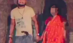 महिला को लिया साथ -तमंचा लहराकर बनाई REEL- वायरल होते ही बना हीरो महिला को लिया साथ -तमंचा लहराकर बनाई REEL- वायरल होते ही बना हीरो