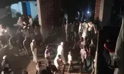 निर्माण के समय गिरे दुकान के लेंटर ने मचाया कोहराम- मिस्त्री की मौत