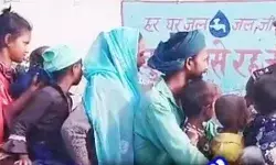 नहीं चालान का डर- बाइक की बनाई बस- मेला देखने चल पड़ा 8 लोगों का परिवार नहीं चालान का डर- बाइक की बनाई बस- मेला देखने चल पड़ा 8 लोगों का परिवार