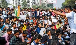 छात्र आंदोलन के बीच प्री PCS परीक्षा की नई तारीख का ऐलान- अब होगी.... छात्र आंदोलन के बीच प्री PCS परीक्षा की नई तारीख का ऐलान- अब होगी....