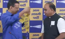 चुनाव से पहले कांग्रेस को दिया झटका- दलित नेता को तोड़ किया हिसाब बराबर चुनाव से पहले कांग्रेस को दिया झटका- दलित नेता को तोड़ किया हिसाब बराबर