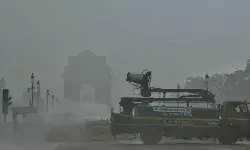 प्रदूषण का दंश-AQI 440 पर-मास्क लगाना हुआ अनिवार्य प्रदूषण का दंश-AQI 440 पर-मास्क लगाना हुआ अनिवार्य