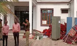 तीन बाल अपचारी बाल सुधार गृह से भागे- दो लगे हाथ- तीसरा अभी फरार तीन बाल अपचारी बाल सुधार गृह से भागे- दो लगे हाथ- तीसरा अभी फरार