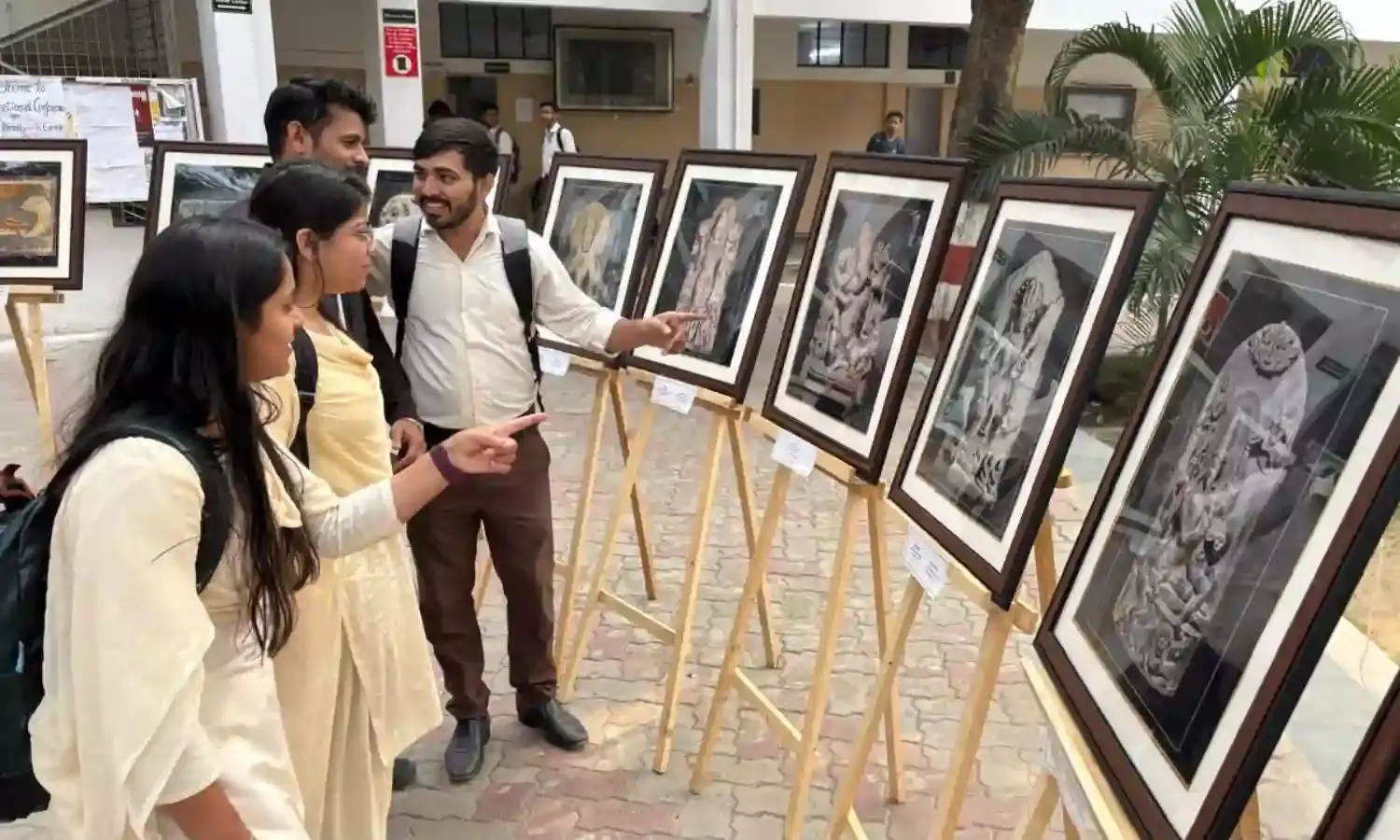 विश्व धरोहर सप्ताह के अंतर्गत दो दिवसीय छायाचित्र प्रदर्शनी का आयोजन