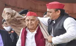 सपा मुखिया ने जयंती पर मुलायम सिंह यादव को ऐसे किया याद