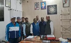 बाबा साहब की तस्वीर हटाने को लेकर बवाल- भड़के टीचरों ने दोबारा लगवाई.. बाबा साहब की तस्वीर हटाने को लेकर बवाल- भड़के टीचरों ने दोबारा लगवाई..