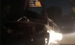 आग का गोला बनकर दौड़ी कार- एक्सप्रेस वे पर दौड़ते देख पब्लिक की.... आग का गोला बनकर दौड़ी कार- एक्सप्रेस वे पर दौड़ते देख पब्लिक की....