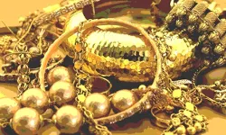 सोने की चमक पड़ी फीकी-दामों में आई बड़ी गिरावट