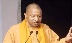CM योगी से साधा निशाना- कांग्रेस ने घोंटा संविधान का गला CM योगी से साधा निशाना- कांग्रेस ने घोंटा संविधान का गला