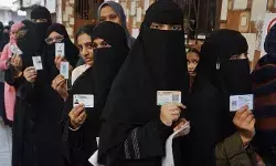 बोले महंत- कानून बनाकर मुसलमान को वोटिंग से किया जाए दूर