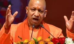 सड़क निर्माण में गोलमाल से CM खफा- 2 XEN व 16 अभियंता सस्पेंड सड़क निर्माण में गोलमाल से CM खफा- 2 XEN व 16 अभियंता सस्पेंड