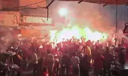 मशाल जुलूस के दौरान भडक गई आग- भगदड़ के बीच आधा सैकड़ा से भी लोग..