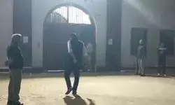 जेल में बंद कैदी ने किया ऐसा काम- हलक में अटक गई जेल प्रबंधन की जान जेल में बंद कैदी ने किया ऐसा काम- हलक में अटक गई जेल प्रबंधन की जान