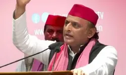 सपा मुखिया का ऐलान- संभल में मारे गए लोगों के परिजनों को देंगे 5,5 लाख सपा मुखिया का ऐलान- संभल में मारे गए लोगों के परिजनों को देंगे 5,5 लाख