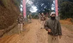 विधायकों के घरों पर हमला करने वाले आठ उग्रवादी किये गिरफ्तार विधायकों के घरों पर हमला करने वाले आठ उग्रवादी किये गिरफ्तार