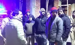 फाइनेंस कंपनी मे घुसकर हथियारों के बल पर लाखों की लूट- तोड़े CCTV कैमरे फाइनेंस कंपनी मे घुसकर हथियारों के बल पर लाखों की लूट- तोड़े CCTV कैमरे