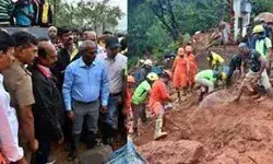 बचाव दल ने भूस्खलन में दबे घर से सभी इतने शव किए बरामद बचाव दल ने भूस्खलन में दबे घर से सभी इतने शव किए बरामद