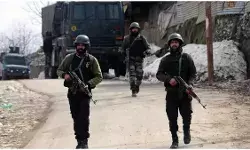 सुरक्षा बलों और आतंकवादियों के बीच हुई मुठभेड़- नतीजे में 1 आतंकवादी.. सुरक्षा बलों और आतंकवादियों के बीच हुई मुठभेड़- नतीजे में 1 आतंकवादी..