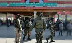 आतंकवादी मामले के सिलसिले में श्रीनगर सेंट्रल जेल में छापा आतंकवादी मामले के सिलसिले में श्रीनगर सेंट्रल जेल में छापा