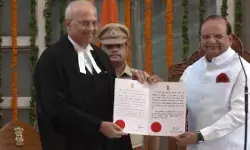 न्यायमूर्ति मनमोहन ने ली उच्चतम न्यायालय के न्यायाधीश पद की शपथ न्यायमूर्ति मनमोहन ने ली उच्चतम न्यायालय के न्यायाधीश पद की शपथ