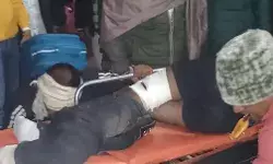 कॉफी शॉप में सरेआम धांय धांय- बाइक सवारों ने युवक पर बरसाई गोलियां कॉफी शॉप में सरेआम धांय धांय- बाइक सवारों ने युवक पर बरसाई गोलियां