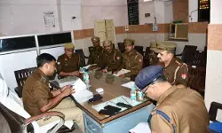 SSP ने विवेचकों का अर्दली रूम लेकर दिए यह आवश्यक दिशा निर्देश SSP ने विवेचकों का अर्दली रूम लेकर दिए यह आवश्यक दिशा निर्देश