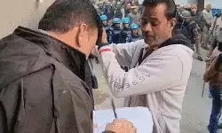 चोरी की बिजली से रोशन हो रहा था संभल सांसद का आवास- बर्क पर FIR चोरी की बिजली से रोशन हो रहा था संभल सांसद का आवास- बर्क पर FIR