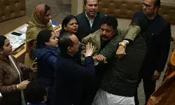 सदन बैठक में बावल- वोट चोर कहे जाने पर भड़के अनिल मसीह सदन बैठक में बावल- वोट चोर कहे जाने पर भड़के अनिल मसीह