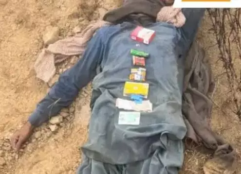 भारतीय सीमा में घुसने की कोशिश कर रहा पाकिस्तानी घुसपैठिया ढेर भारतीय सीमा में घुसने की कोशिश कर रहा पाकिस्तानी घुसपैठिया ढेर