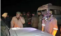 मौत के बाद अब कर्मों की मार- आतंकियों के शव ले जा रही वैन का एक्सीडेंट मौत के बाद अब कर्मों की मार- आतंकियों के शव ले जा रही वैन का एक्सीडेंट