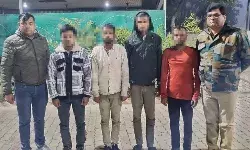 एनकाउंटर में जख्मी हुए वाहन चोर समेत पांच गिरफ्तार- मिला वाहनों का... एनकाउंटर में जख्मी हुए वाहन चोर समेत पांच गिरफ्तार- मिला वाहनों का...