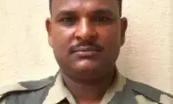 इंडो पाक बॉर्डर पर तैनात बीएसएफ जवान ने सर्विस राइफल से.. इंडो पाक बॉर्डर पर तैनात बीएसएफ जवान ने सर्विस राइफल से..