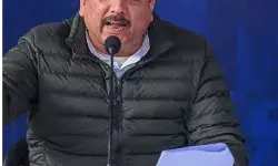 ईमानदारी की प्रशंसा कर आम आदमी ने मांगा मनमोहन सिंह के लिए भारत रत्न ईमानदारी की प्रशंसा कर आम आदमी ने मांगा मनमोहन सिंह के लिए भारत रत्न