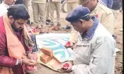 भूमि पूजन के साथ जामा मस्जिद के बगल में शुरू हुआ पुलिस चौकी निर्माण