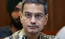 थाने पर हैंड ग्रेनेड फेंकेकर भागे दो आतंकी गिरफ्तार- हैंड ग्रेनेड... थाने पर हैंड ग्रेनेड फेंकेकर भागे दो आतंकी गिरफ्तार- हैंड ग्रेनेड...