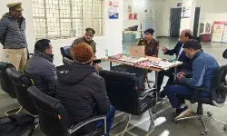 जिलाधिकारी व पुलिस अधीक्षक ने खालापार थाना में समाधान दिवस आयोजित किया जिलाधिकारी व पुलिस अधीक्षक ने खालापार थाना में समाधान दिवस आयोजित किया