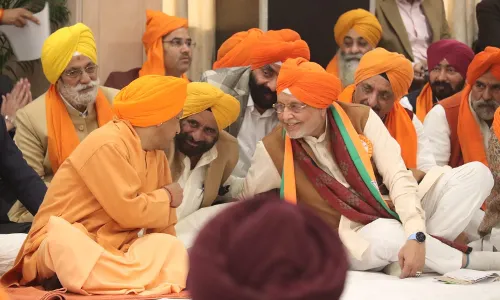 सीएम आवास पर हुआ वीर बाल दिवस का आयोजन - योगी ने बताया सिखों का इतिहास