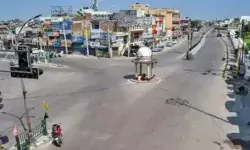 किसान आंदोलन- हाईवे पर किसानों का कब्जा- पेट्रोल पंप बंद- बसों का.. किसान आंदोलन- हाईवे पर किसानों का कब्जा- पेट्रोल पंप बंद- बसों का..