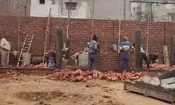 ओवैसी ने बन रही पुलिस चौकी की जमीन को दिया वक्फ की करार ओवैसी ने बन रही पुलिस चौकी की जमीन को दिया वक्फ की करार