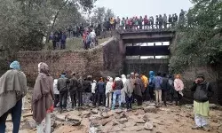 बड़ा हादसा- जन्मदिन पार्टी से लौट रहे बाइक सवार तीन लोग नहर में समाये बड़ा हादसा- जन्मदिन पार्टी से लौट रहे बाइक सवार तीन लोग नहर में समाये