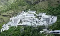 वैष्णो देवी में श्रद्धालुओं ने बनाया रिकॉर्ड- 94.83 लाख ने किया दर्शन