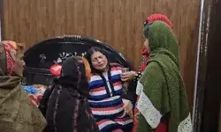 बेडरूम में चाय पीने के बाद बदमाशों ने किया प्रॉपर्टी डीलर का मर्डर बेडरूम में चाय पीने के बाद बदमाशों ने किया प्रॉपर्टी डीलर का मर्डर