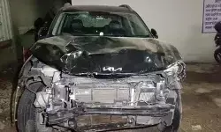 धरती हुई खून से लाल- काल बनकर दौड़ रही कार ने रौंद डाले छह लोग धरती हुई खून से लाल- काल बनकर दौड़ रही कार ने रौंद डाले छह लोग