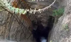 कोयला खदान में भरा पानी- 300 फीट गहरी खदान में फंसे मजदूर कोयला खदान में भरा पानी- 300 फीट गहरी खदान में फंसे मजदूर