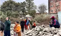 भूकंप ने मचाई भारी तबाही- कई इमारतें हुई जमींदोज- 53 लोगों की मौत भूकंप ने मचाई भारी तबाही- कई इमारतें हुई जमींदोज- 53 लोगों की मौत