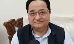 बैकफुट पर पूर्व सपा सांसद- रानी पद्मावती के जौहर को लेकर मांगी माफी बैकफुट पर पूर्व सपा सांसद- रानी पद्मावती के जौहर को लेकर मांगी माफी