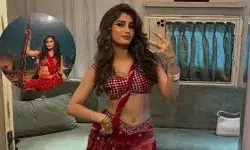 अभिनेत्री ने अपनी डेब्यू इस फ़िल्म और पढ़ाई के प्रति दिखाया अटूट समर्पण अभिनेत्री ने अपनी डेब्यू इस फ़िल्म और पढ़ाई के प्रति दिखाया अटूट समर्पण